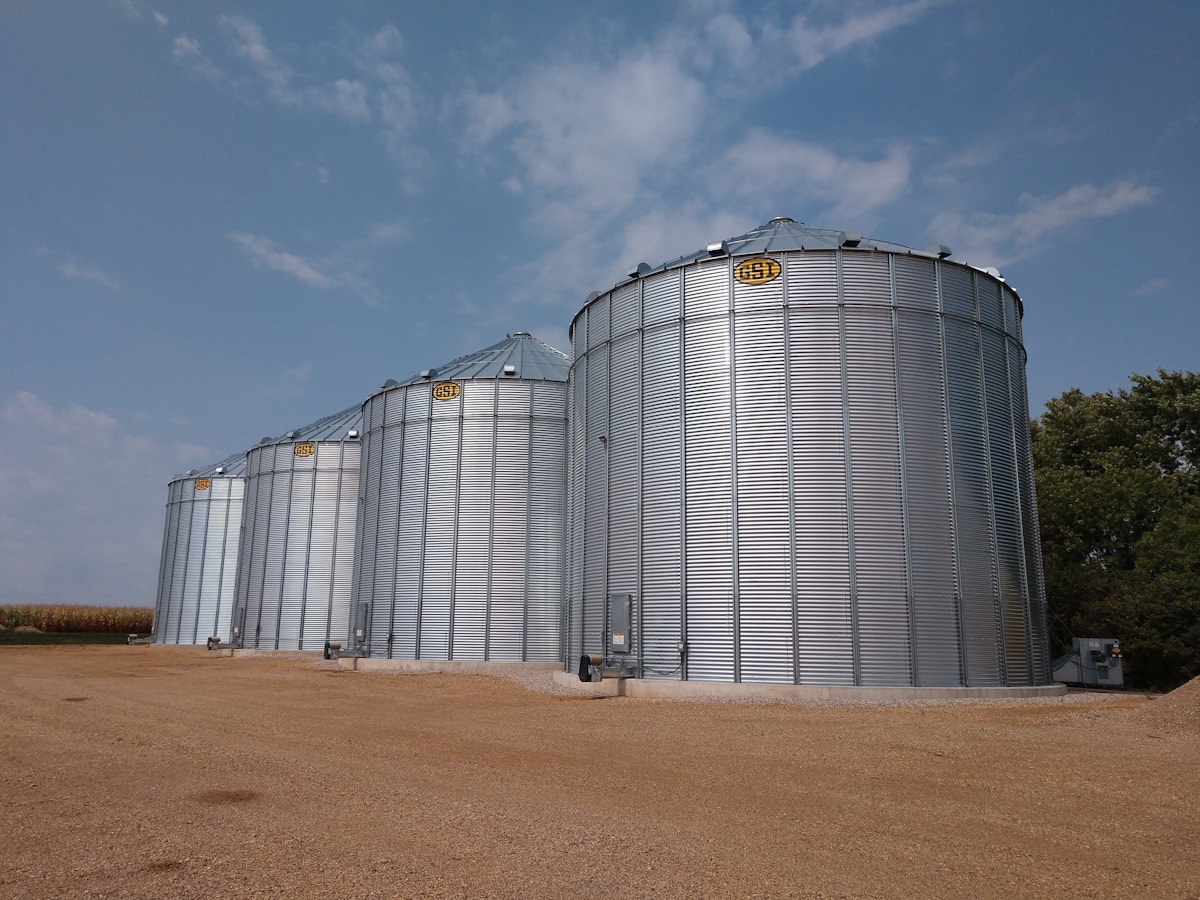 4- 48' Grain Bins near Wakonda, SD